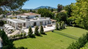 Villa for sale in Rocio de Nagüeles, Marbella Golden Mile