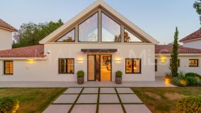 Villa for sale in Marbella - Puerto Banus