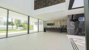 Villa Jumelée for sale in Atalaya de Rio Verde, Nueva Andalucia