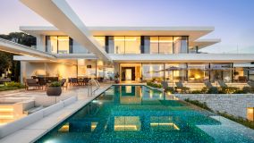 Villa en venta en El Madroñal, Benahavis