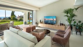 Villa for sale in El Rosario, Marbella Est