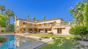 Luxurious villa for sale in Las Brisas, Nueva Andalucia, Marbella