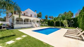 Villa de lujo en venta y alquiler de corta temporada en Atalaya de Rio Verde, Nueva Andalucía, Marbella