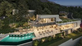 Luxury and modern villa for sale in the gated community Pinares Hills, Malaga