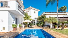 Villa a la venta con 5 dormitorios en La Quinta de Sierra Blanca