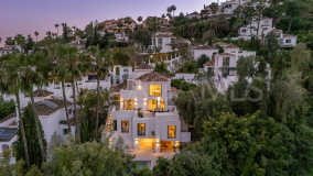 Villa en venta en Nueva Andalucia, Marbella