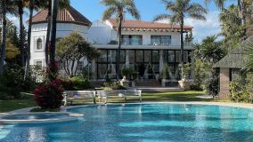 Villa for sale in Marbella - Puerto Banus