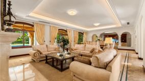 Villa for sale in Guadalmina Baja, San Pedro de Alcantara