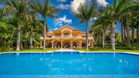 Villa en venta en Guadalmina Baja, San Pedro de Alcantara