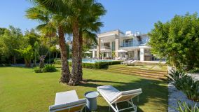 Villa for sale in Altos de Puente Romano, Marbella Golden Mile