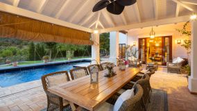 Villa for sale in El Madroñal, Benahavis