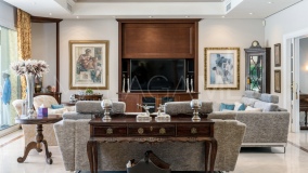 Villa for sale in Nueva Andalucia, Marbella