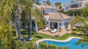 For sale villa in Bahia de Marbella with 7 bedrooms