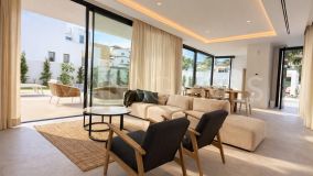 Villa for sale in Monte Biarritz, Estepona Öst
