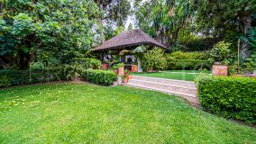 Villa for sale in Marbella Hill Club with 5 bedrooms
