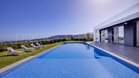 Villa for sale in Montemayor