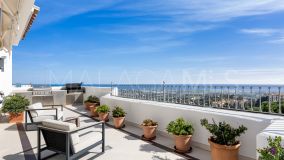 Zweistöckiges Penthouse zu verkaufen in La Heredia, Benahavis