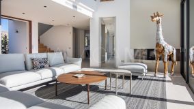 Villa for sale in Lomas de La Quinta, Benahavis