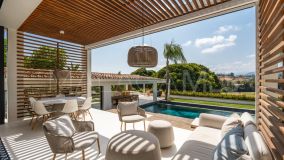 Villa zu verkaufen in Los Naranjos, Nueva Andalucia
