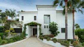 Villa for sale in Lomas de Magna Marbella, Marbella Golden Mile