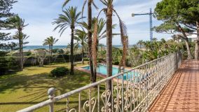 Villa en venta en La Reserva de los Monteros, Marbella Este