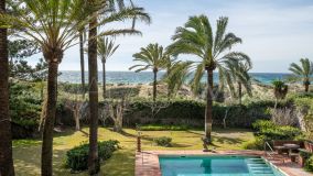Villa en venta en La Reserva de los Monteros, Marbella Este