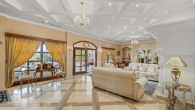 Villa for sale in Nueva Andalucia, Marbella