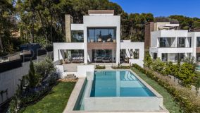 Villa a la venta de 4 dormitorios en Marbella Golden Mile