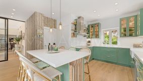 Villa en venta en Altos de Puente Romano, Marbella Golden Mile