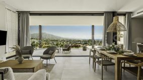 Villa for sale in La Alqueria, Benahavis