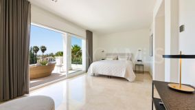 Villa for sale in Nueva Andalucia, Marbella