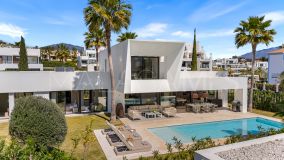 Villa zu verkaufen in El Paraiso, Estepona Ost