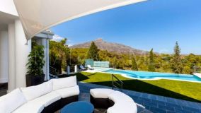 Villa zu verkaufen in Aloha, Nueva Andalucia