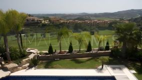 Villa for sale in Los Arqueros, Benahavis