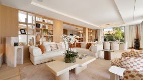Villa for sale in Nueva Andalucia, Marbella