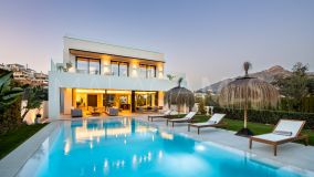 Villa en venta en La Cerquilla, Nueva Andalucia