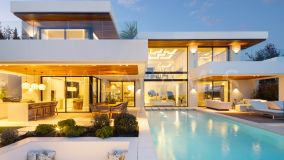 Villa for sale in Lomas de La Quinta, Benahavis