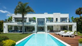 Villa zu verkaufen in Marbella Ost