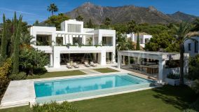 Villa for sale in Altos Reales, Marbella Golden Mile