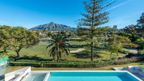 Villa for sale in Las Brisas, Nueva Andalucia