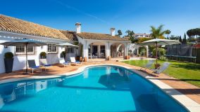 Villa zu verkaufen in El Rosario, Marbella Ost