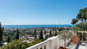 Villa for sale in La Montua, Marbella City
