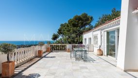 Villa for sale in La Montua, Marbella City
