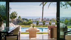 Villa en venta en Nueva Andalucia, Marbella