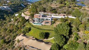 Villa en venta en El Madroñal, Benahavis