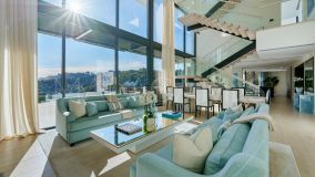 Villa en venta en El Madroñal, Benahavis