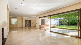 Villa for sale in Los Monteros, Marbella Öst