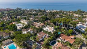 Villa for sale in Los Monteros, Marbella Öst