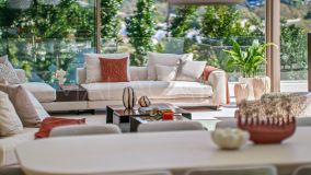 Villa for sale in Nueva Andalucia, Marbella