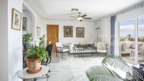 Royal Gardens apartment for sale